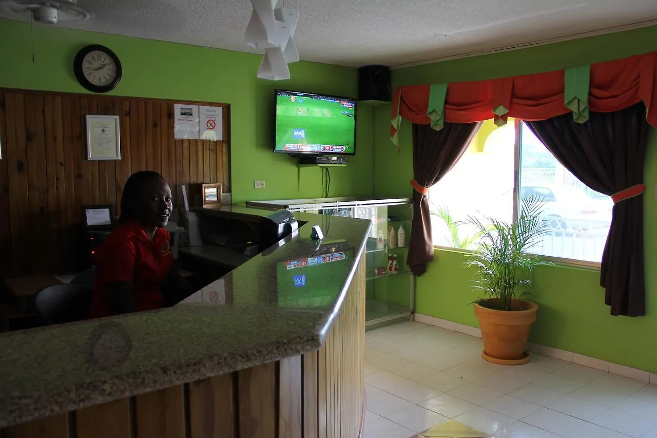 Kibo Hotel Savanna-la-Mar